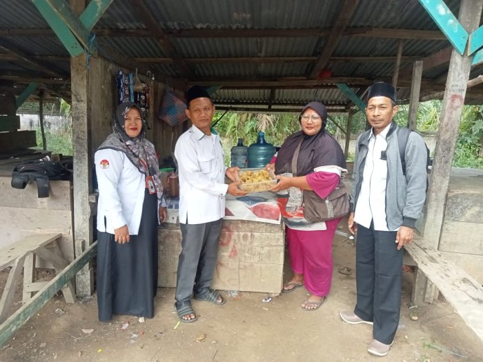 Empat Kantin MTsN 5 Tebo Mendapatkan Fasilitas Pengurusan Sertifikasi Halal