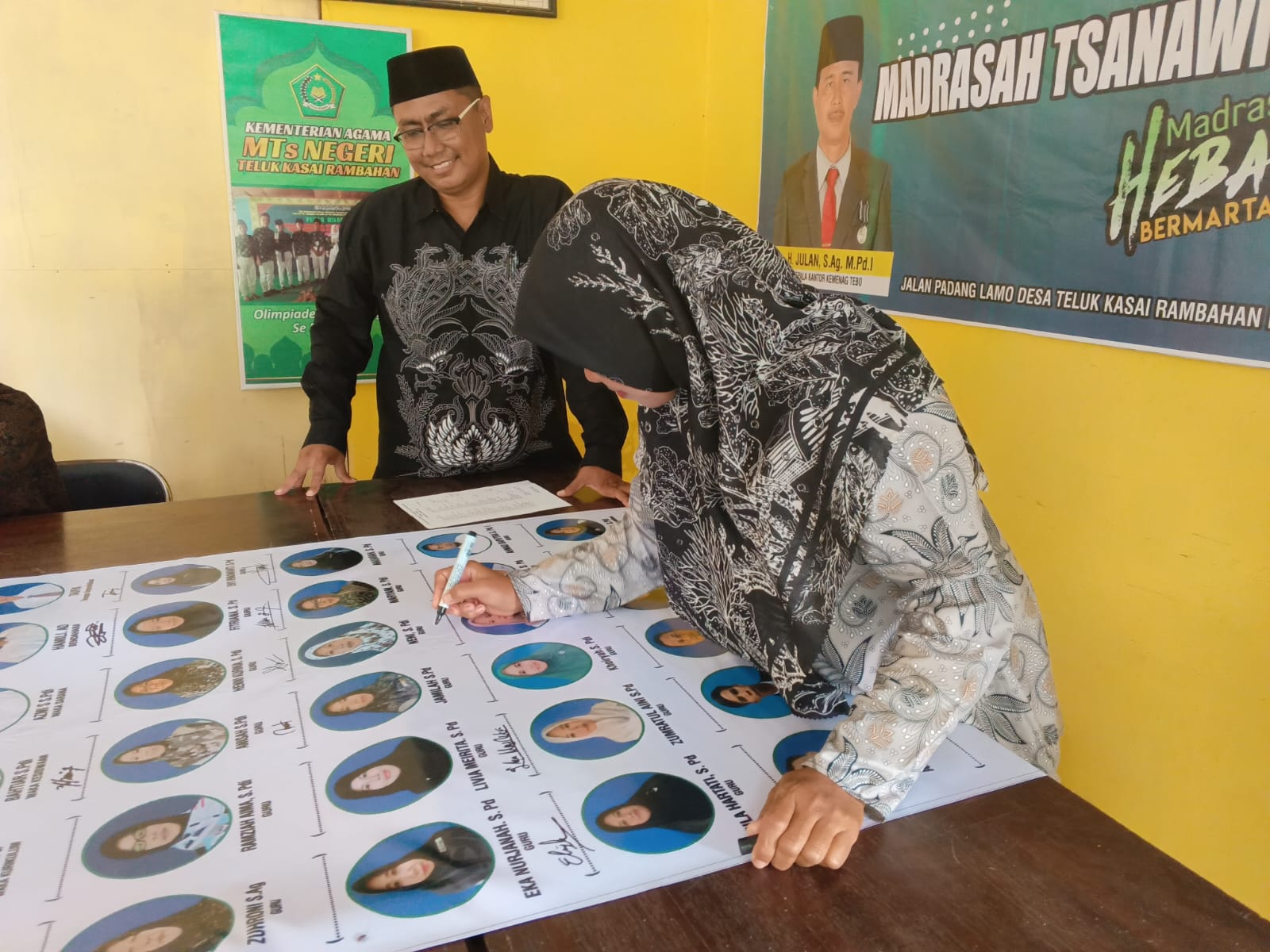 KEPALA MADRASAH DAN JAJARAN TANDA TANGANI FAKTA INTEGRITAS KEPALA MADRASAH DAN JAJARAN TANDA TANGANI FAKTA INTEGRITAS