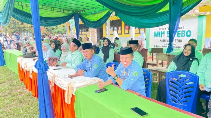 Kepala MTsN 5 Tebo Hadiri Gebyar Lomba di MIN 5 Tebo Kepala MTsN 5 Tebo Hadiri Gebyar Lomba di MIN 5 Tebo