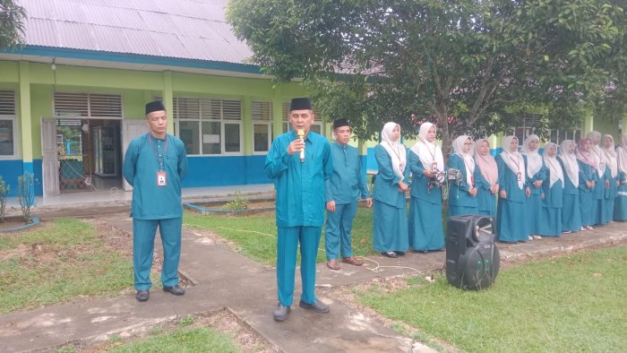 **Kepala MTsN 5 Tebo Resmi Membuka Asesmen Sumatif Semester Genap Kelas VII dan VIII**