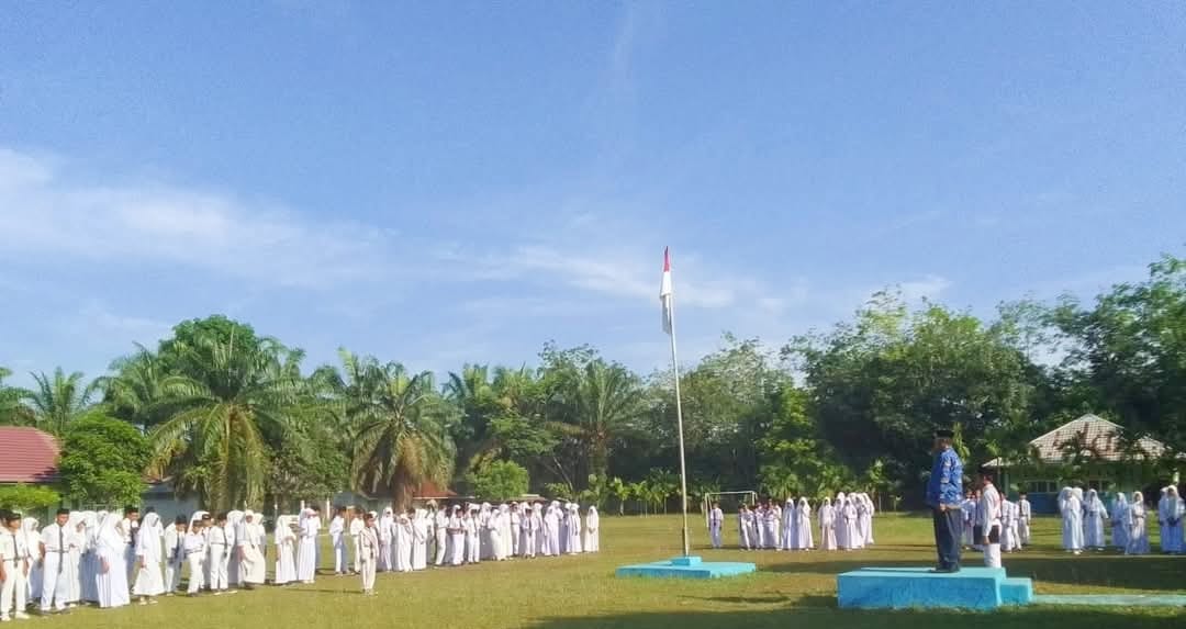 MTsN 5 Tebo Gelar Upacara Sumpah Pemuda 28 Oktober 2024
