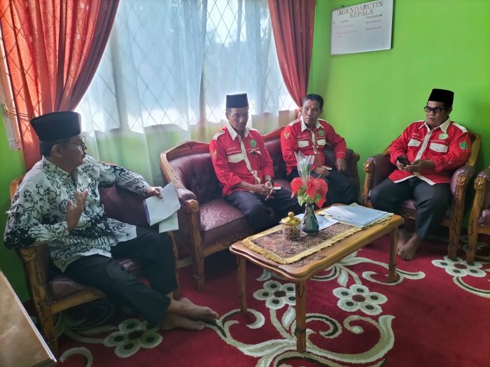 Kepala MTsN 5 Tebo Gelar Pertemuan Kilat Bahas Efektivitas Kinerja