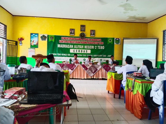 Kepala MTsN 5 Tebo Ikuti Sosialisasi Program Zona Integritas di MAN 2 Tebo Kepala MTsN 5 Tebo Ikuti Sosialisasi Program Zona Integritas di MAN 2 Tebo