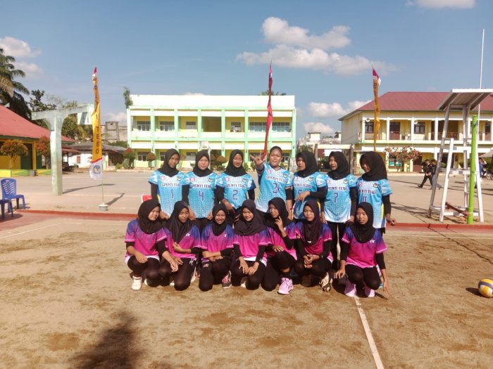Tim Voli Putri MTsN 5 Tebo Ikuti Turnamen di Rimbo Bujang Tim Voli Putri MTsN 5 Tebo Ikuti Turnamen di Rimbo Bujang