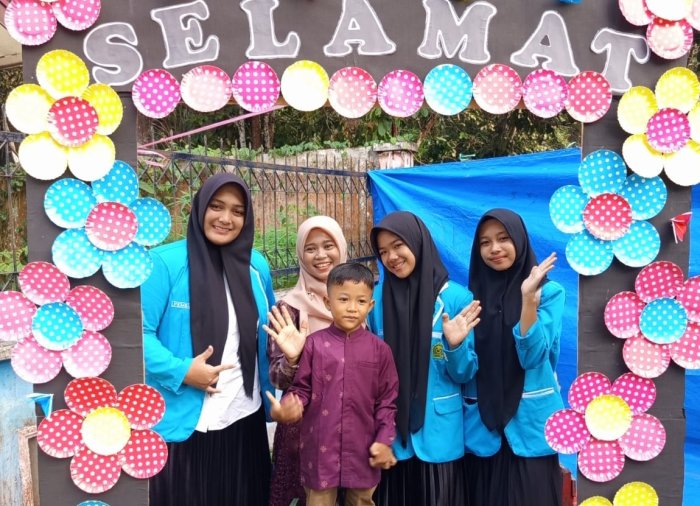 Siswa MTsN 5 Tebo Ikuti Perpisahan TK Pertiwi