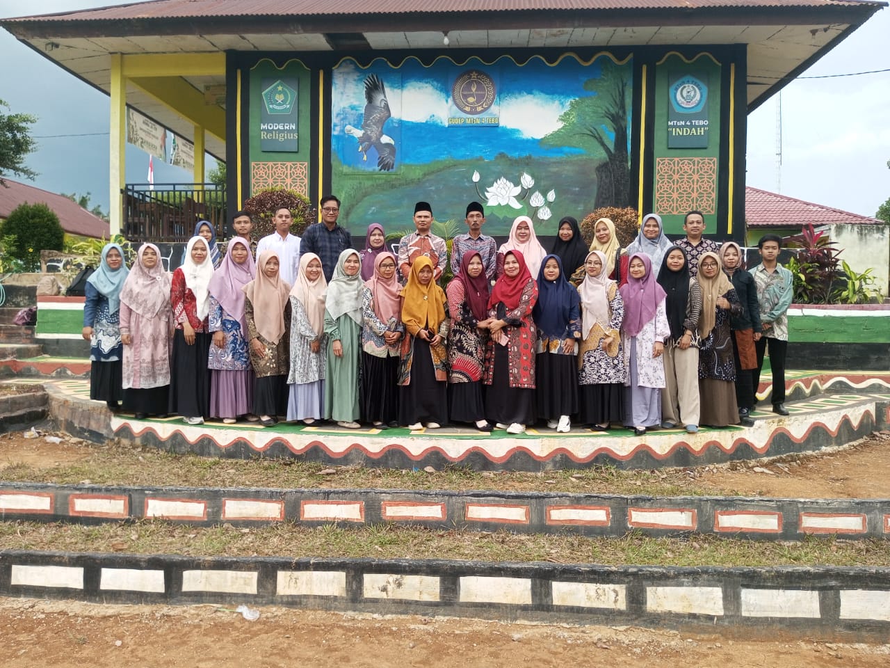 GURU MATEMATIKA MTSN 5 TEBO IKUTI SOSIALISASI METODE GASING GURU MATEMATIKA MTSN 5 TEBO IKUTI SOSIALISASI METODE GASING